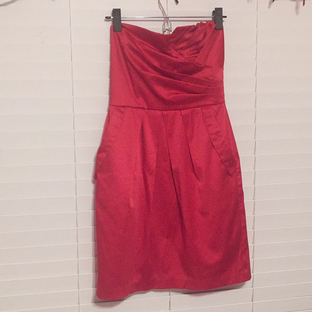 Hot pink strapless dress with pockets